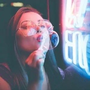 Meet your Posher, Gabriela